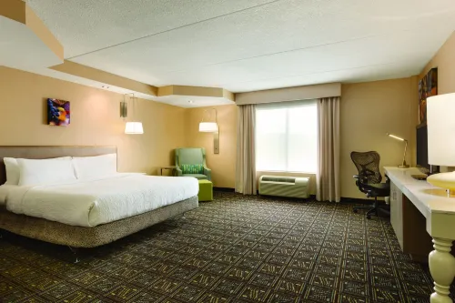 Hilton Garden Inn Niagara-on-The-Lake Rooms Photos