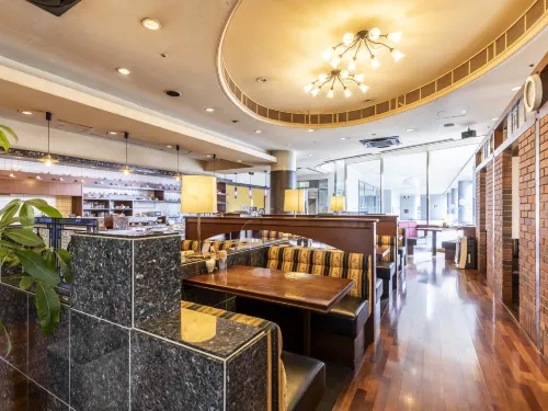 Century Plaza Hotel Restauration Photos