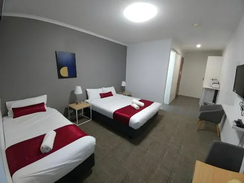 Parkdale Motor Inn Photos