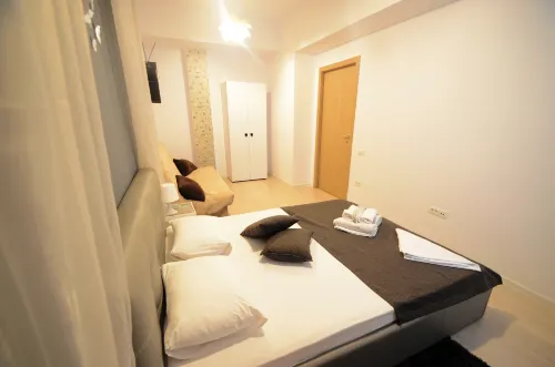 Uptown Residence Apartments Rooms Photos