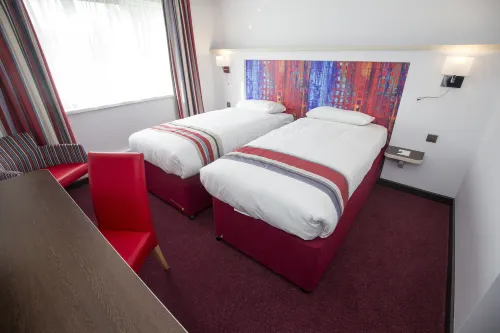 Ramada by Wyndham Milton Keynes Rooms Photos