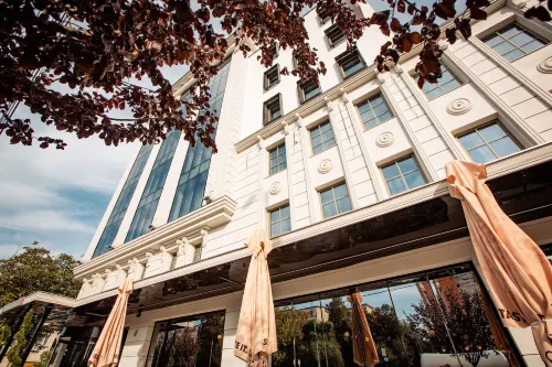 Mercure Timisoara Exterior Photos