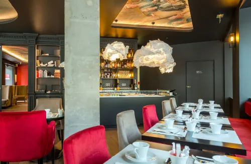 Hotel La Comtesse Tour Eiffel Dining Photos