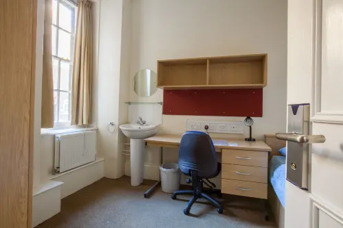 LSE Passfield Hall Rooms Photos