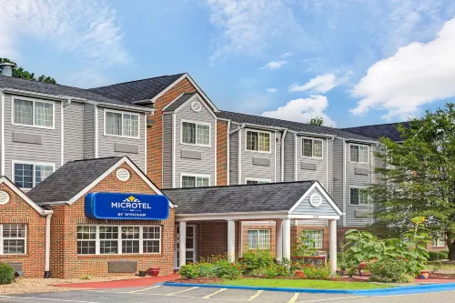 Microtel Inn & Suites by Wyndham Raleigh Durham Airport Extérieur Photos