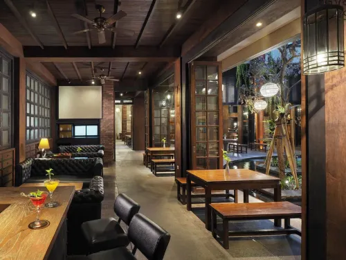 Swiss-Belhotel Rainforest Area Publik Photos
