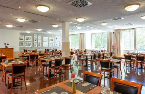 Leonardo Hotel Berlin KU'Damm Ristorazione Photos