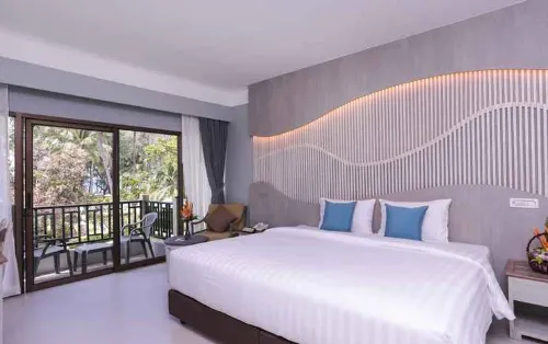 Amora Beach Resort Phuket Номера Photos