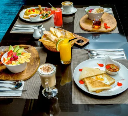 Imani Suites Makanan Photos