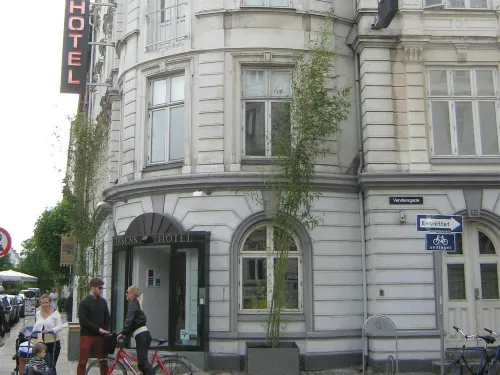Ibsens Hotel Extérieur Photos