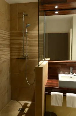 Ibis Styles Biarritz Plage Photos