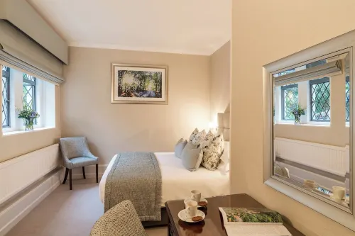 Ashdown Park Hotel Rooms Photos