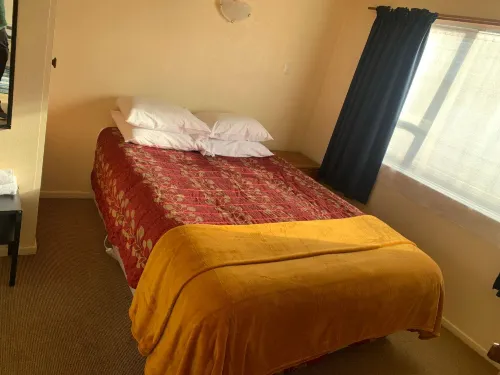 Aaron Court Motel Photos