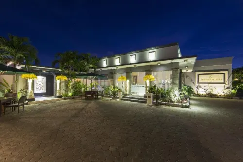 The Banyumas Villa Dekat Hotel Photos