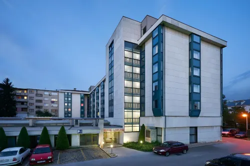 Hotel Laguna Zagreb Экстерьер Photos