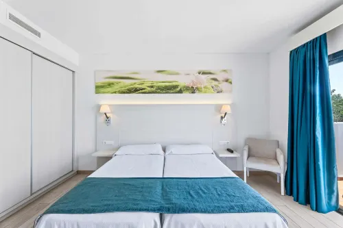 Hotel THB Flora Phòng Photos