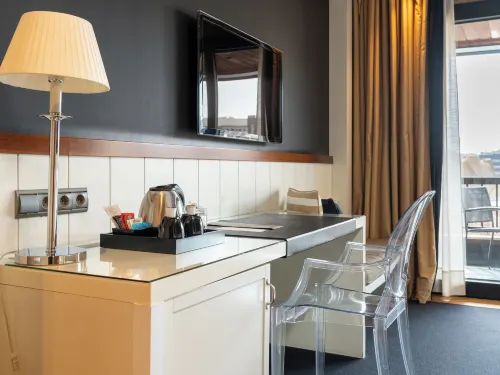U232 Hotel Photos
