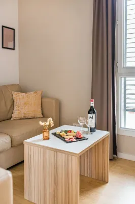 Appart hôtel Q7 Lodge Lyon 7 - Séjours à la nuitée et longues durées Chambres Photos