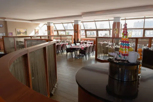 Crowne Plaza - Minsk, an IHG Hotel Restauration Photos
