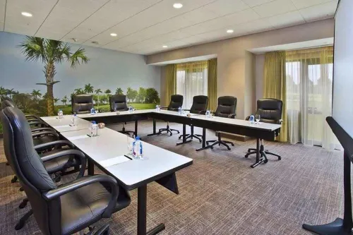 Hilton Chicago Oak Brook Hills Resort & Conference Center Business Facilities Photos