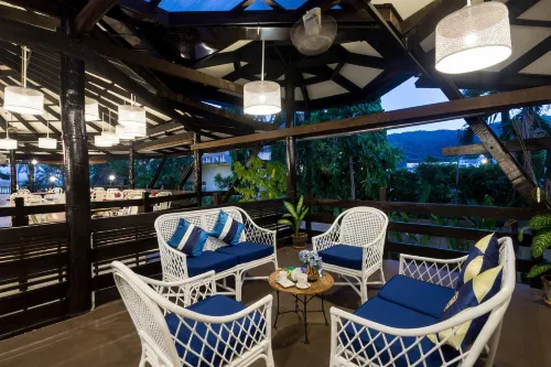 Patong Lodge Hotel Phuket Dining Photos