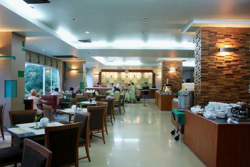 Sea Breeze Jomtien Resort Питание Photos