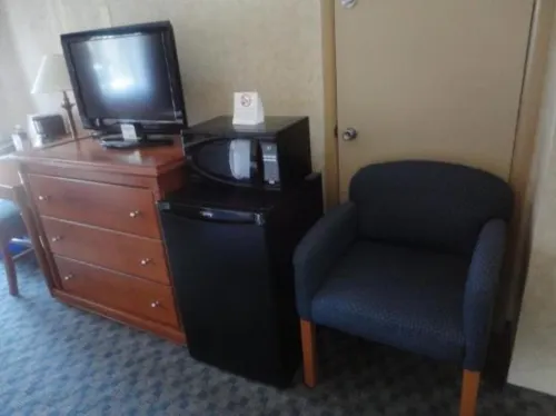 North Vancouver Hotel Rooms Photos