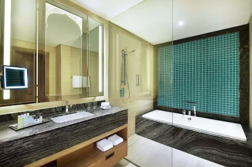 DoubleTree by Hilton Resort & Spa Marjan Island Kamar Photos