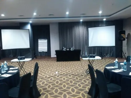 Hotel Rivoli Jakarta Fasilitas Bisnis Photos