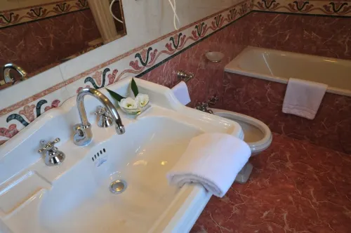 Hotel La Fenice et des Artistes Photos