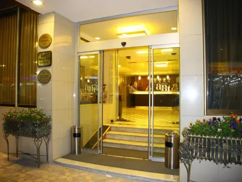 Grand Ant Hotel Featured Photos