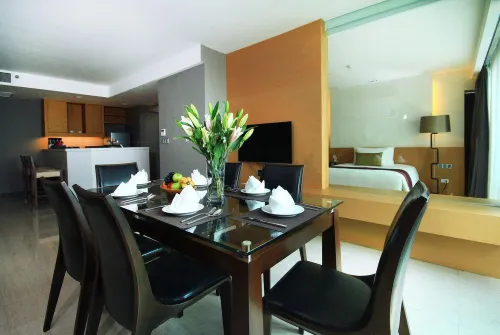 Sivatel Bangkok Hotel Business Facilities Photos