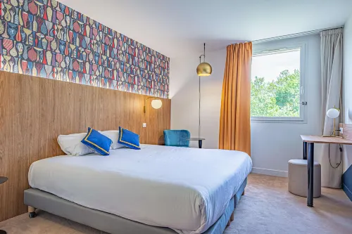 Hôtel Kyriad Aix les Milles - Plan de campagne Photos