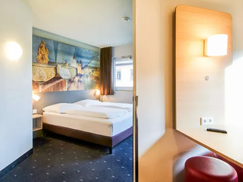 B&B HOTEL Würzburg-City Camere Photos