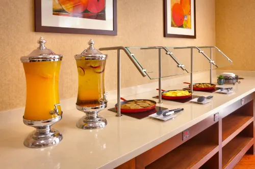 Cortona Inn and Suites Anaheim Resort Ristorazione Photos