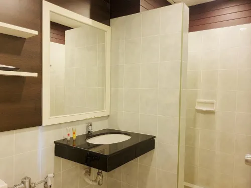 New Travel Lodge Hotel Phòng Photos