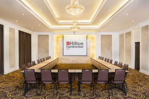 Hilton Garden Inn Hanoi Business Facilities Photos