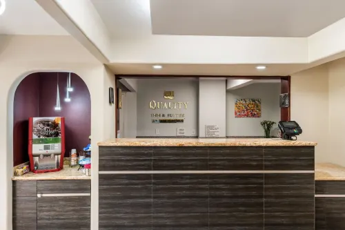 Quality Inn & Suites Capitola by the Sea Espaces publics Photos