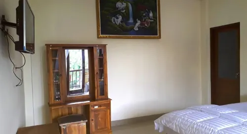 Sari Nusa Inn Kamar Photos