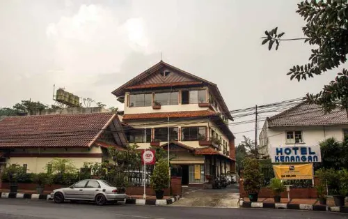 Kenangan Bandung Hotel Exterior Photos