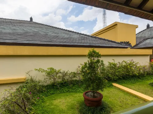 Sens Hotel  Spa + Conference Ubud Town Centre Exterior Photos
