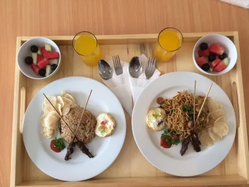 Choice Stay Hotel Denpasar Makanan Photos