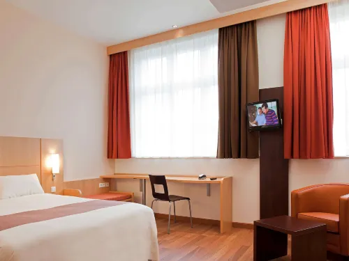 Ibis Karlsruhe Hauptbahnhof Rooms Photos