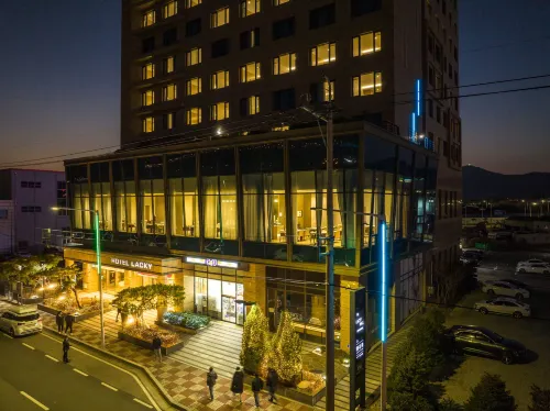 Gwangyang Lacky Hotel Extérieur Photos