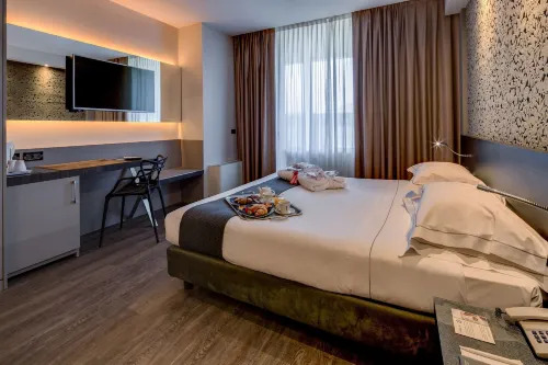 Best Western Plus Hotel Farnese Rooms Photos