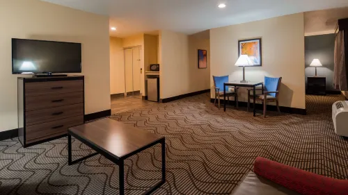 Best Western Plus Heritage Inn Photos