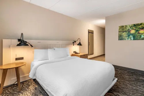 Fairfield Inn & Suites Providence Airport Warwick Rooms Photos