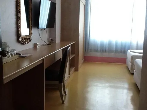 S2S Queen Trang Hotel Photos