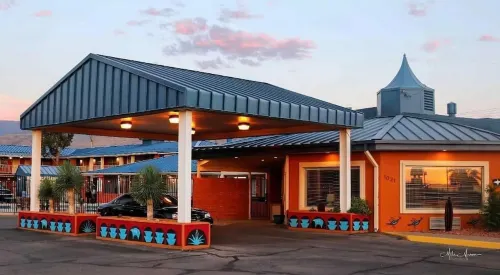 The Classic Desert Aire Hotel Extérieur Photos