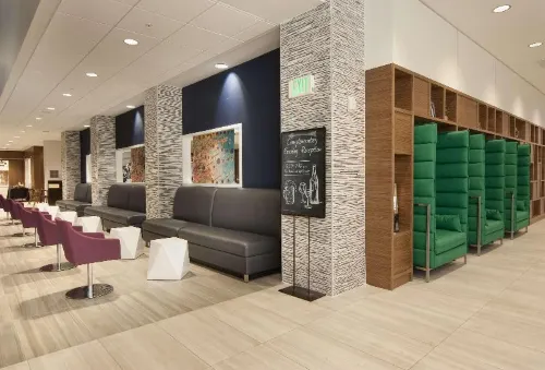 Embassy Suites by Hilton Raleigh Crabtree Circondario Photos